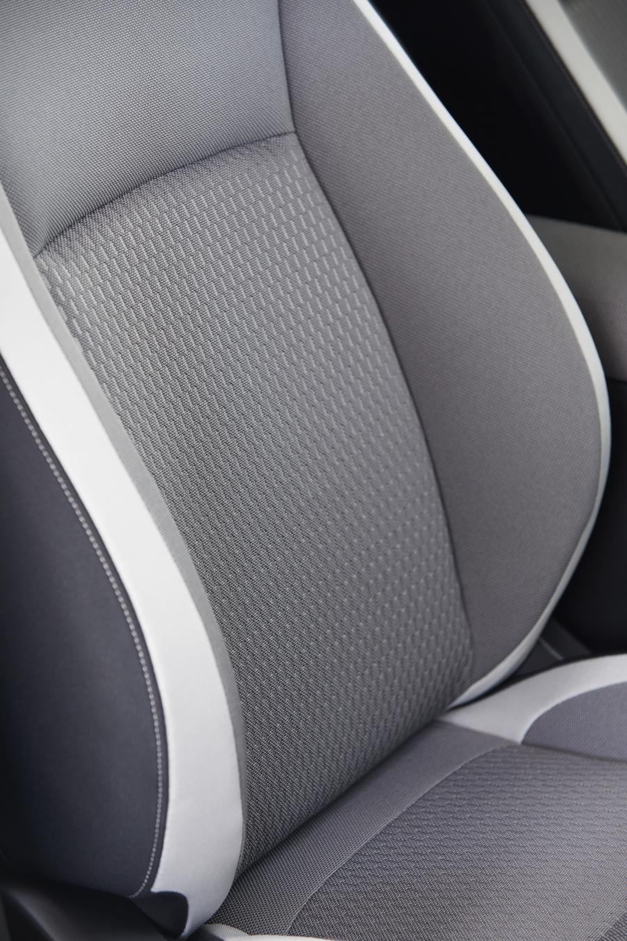 Детали интерьера Honda Jazz e:HEV Crosstar 2020 года  (EU) (фото 24 из 30)